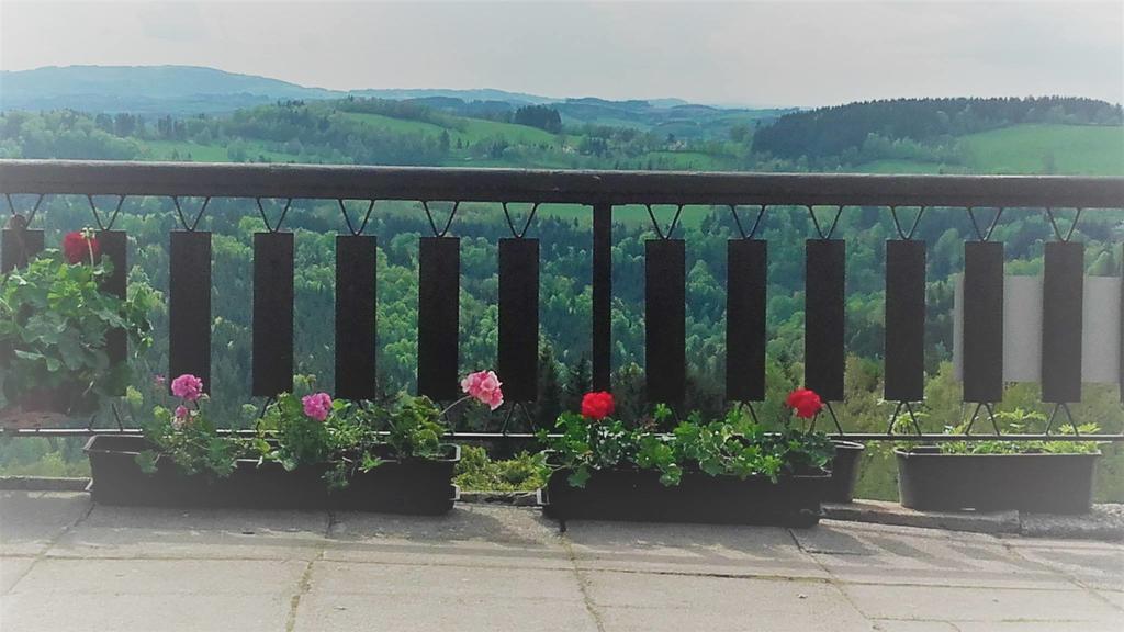 Penzion Pohlednicka Hotel Benecko Buitenkant foto