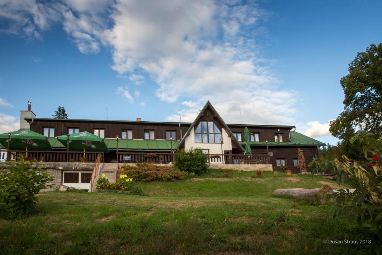 Penzion Pohlednicka Hotel Benecko Buitenkant foto